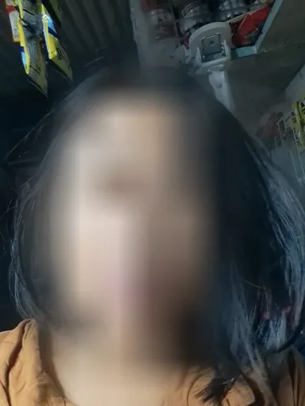 Alma, 32