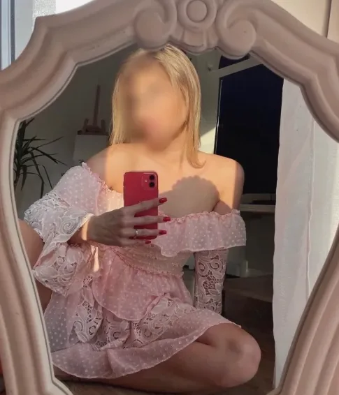 Aya, 31