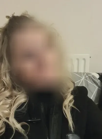 Ellen, 36