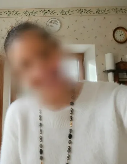 Esther, 37