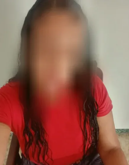 Nadia, 36